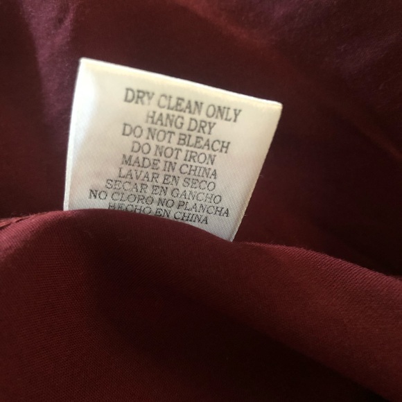 V-neck blouse - Picture 4 of 5